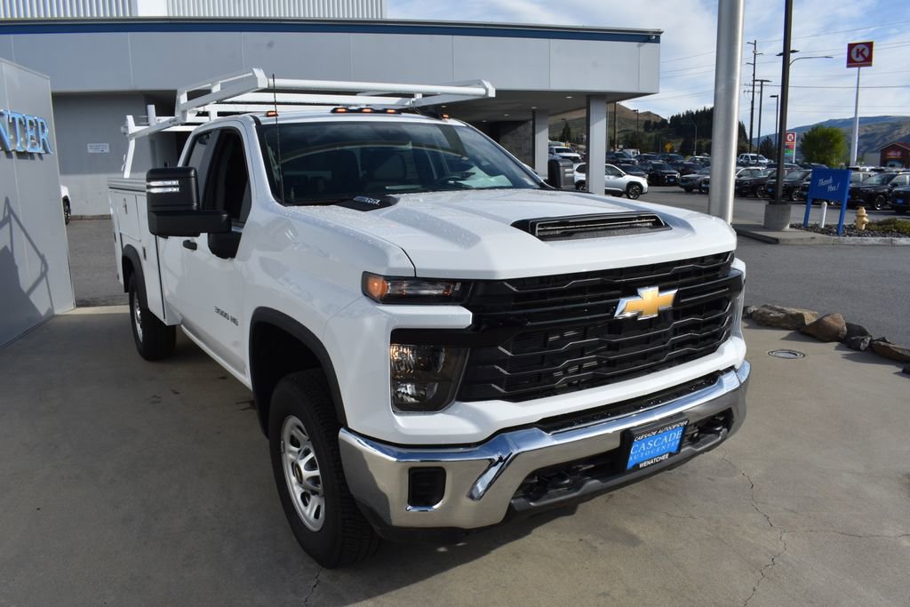 2025 Chevrolet Silverado 3500 HD Work Truck - Photo 9