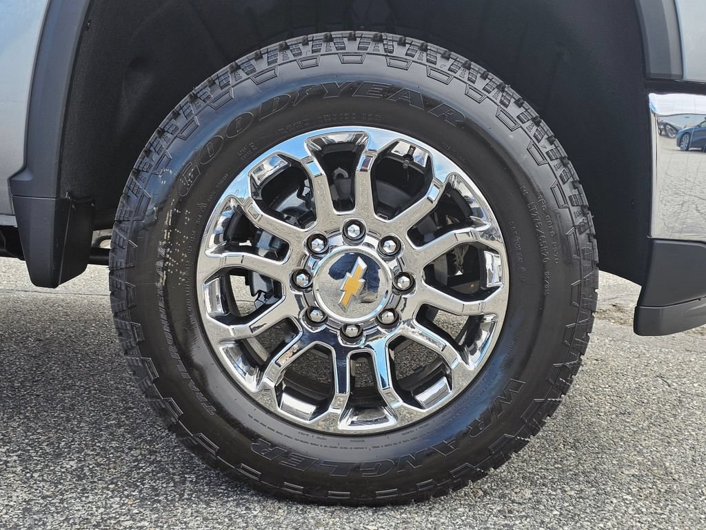 2026 Chevrolet Silverado 2500 HD LTZ - Photo 16