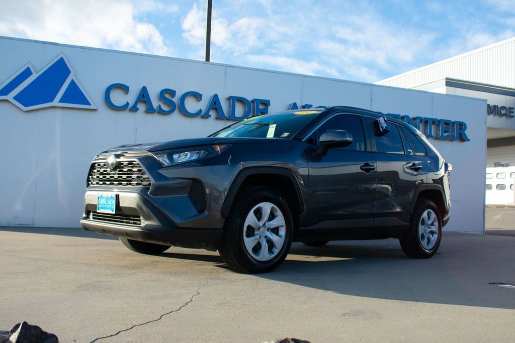 2019 Toyota RAV4 LE