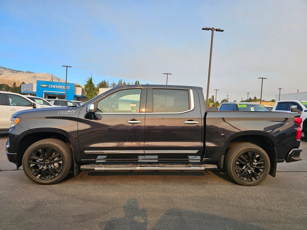 Used 2022 Chevrolet Silverado 1500 High Country Truck Crew Cab