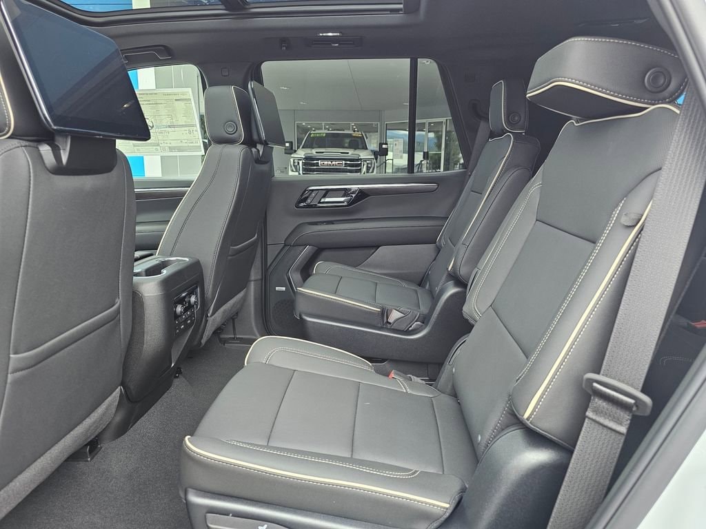 2026 Chevrolet Tahoe Premier - Photo 18