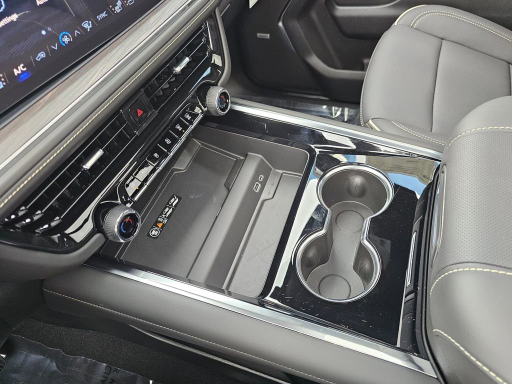 2026 Chevrolet Tahoe Premier - Photo 27