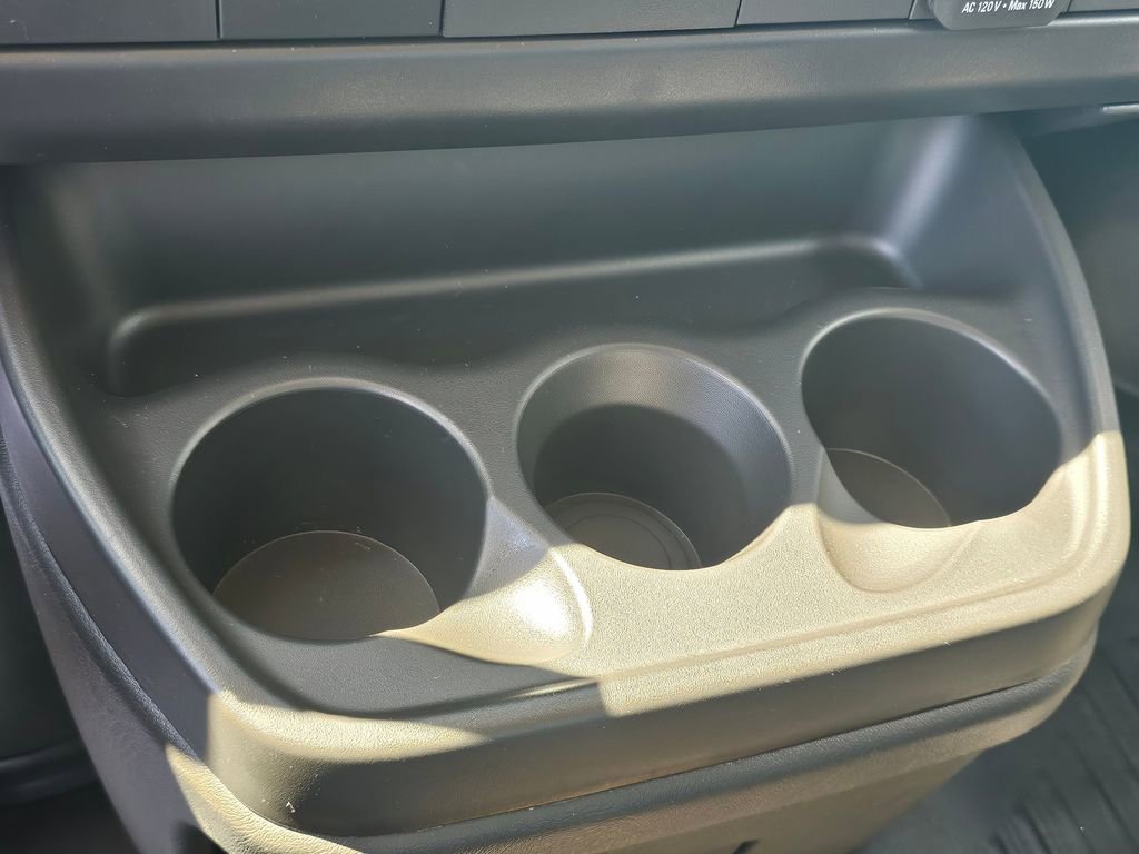 2025 Chevrolet Express Cargo Work Van - Photo 33