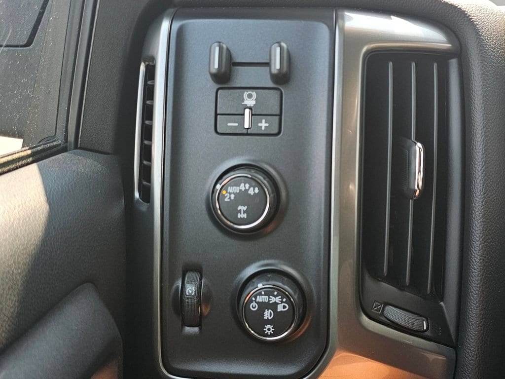 2018 Chevrolet Silverado 1500 LT - Photo 36