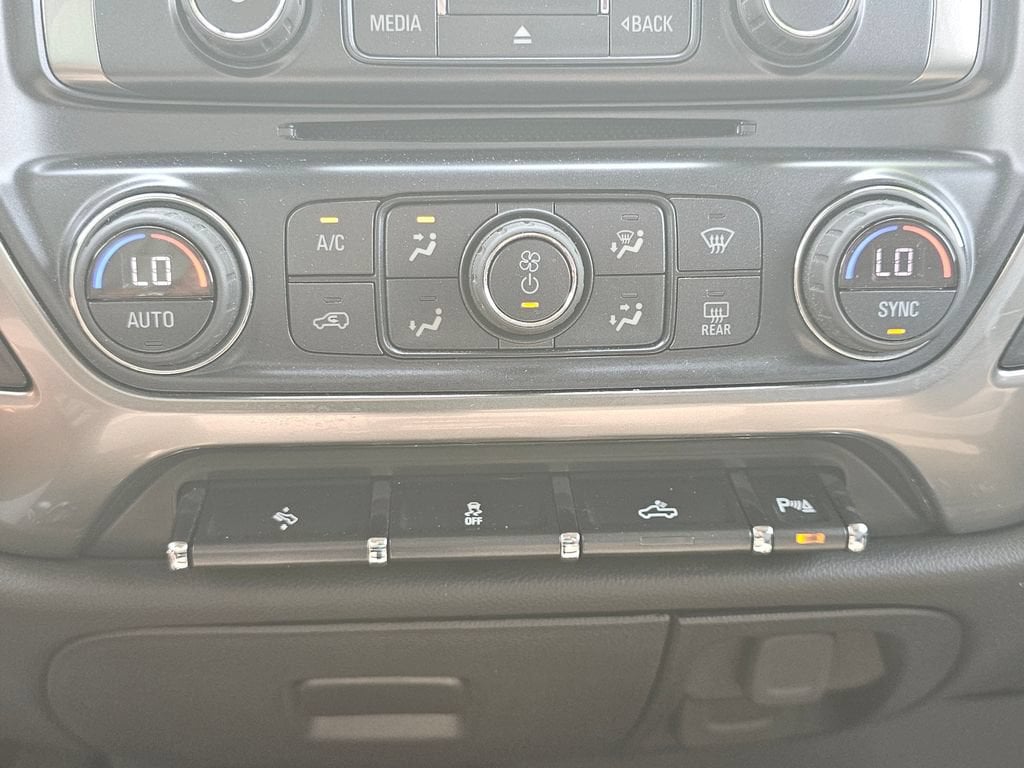 2018 Chevrolet Silverado 1500 LT - Photo 32