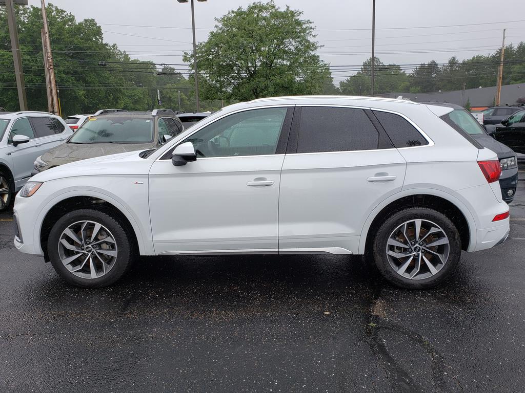 2025 Audi Q5 S line Premium Plus photo 2
