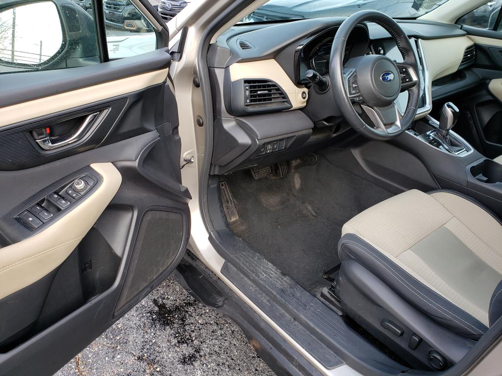 2020 Subaru Outback Premium photo 4