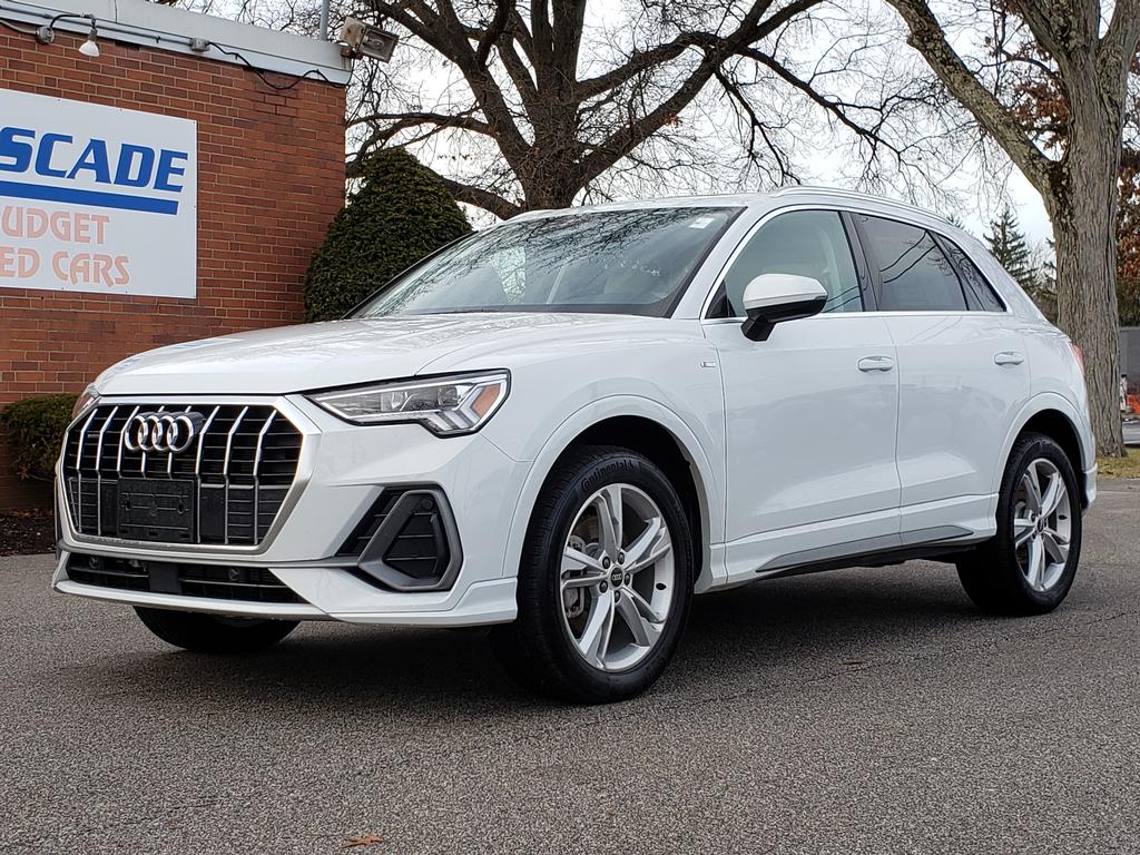 2023 Audi Q3 S Line Premium's photo