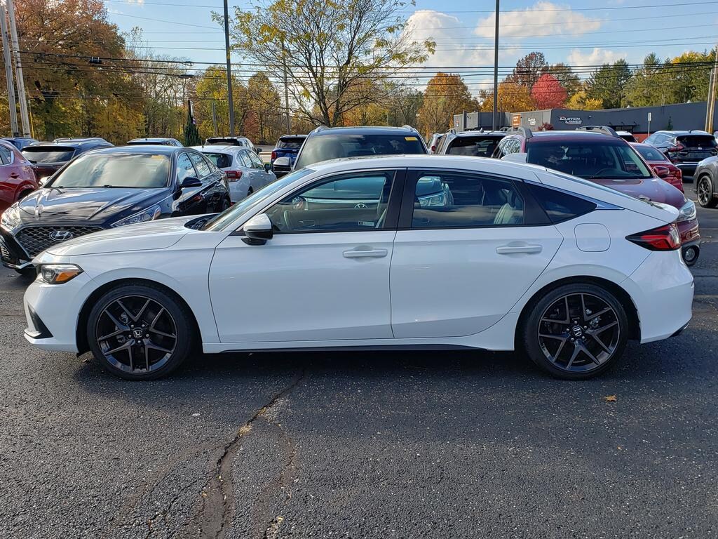 Used 2024 Honda Civic Hatchback Sport Touring Manual Sedan