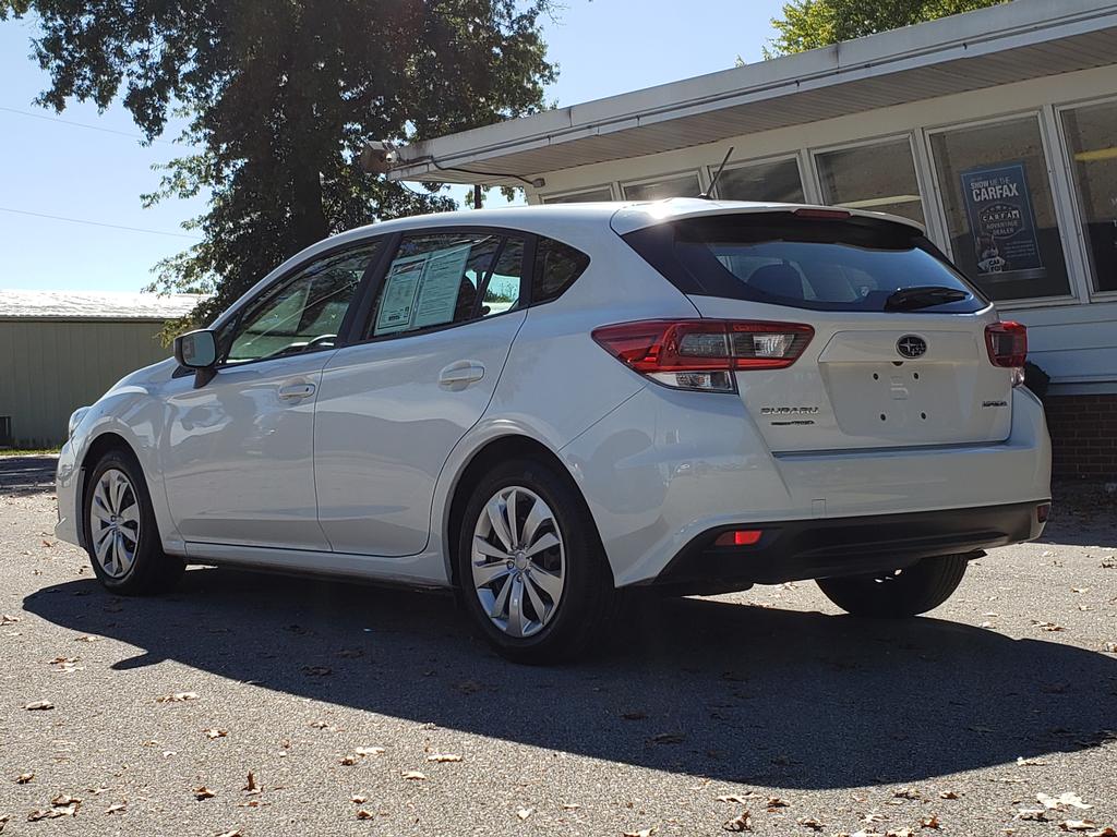 2023 Subaru Impreza Base photo 3