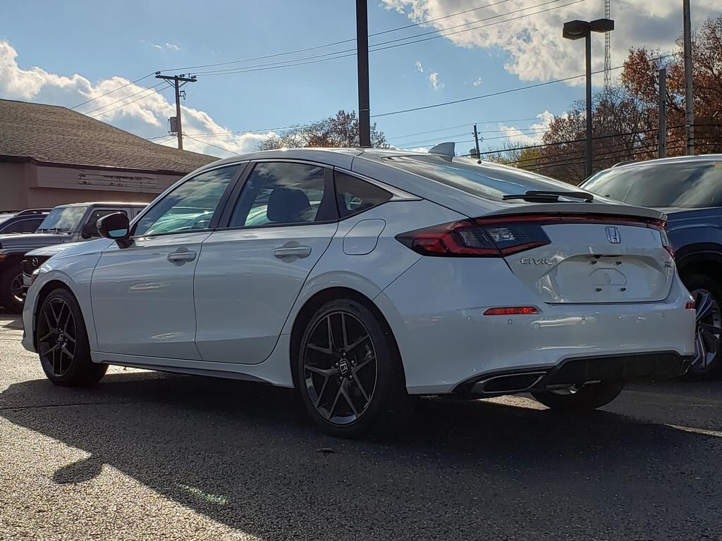 Used 2024 Honda Civic Hatchback Sport Touring Manual Sedan