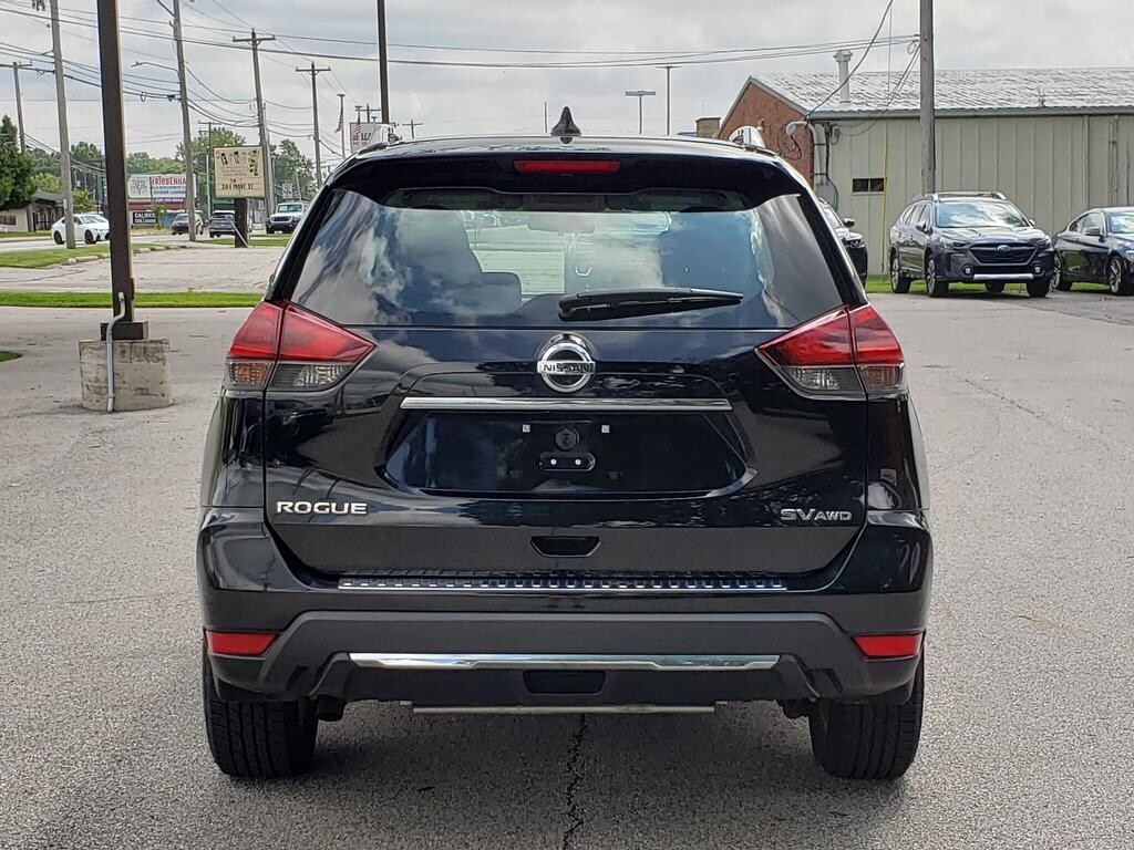 Used 2018 Nissan Rogue AWD SV SUV
