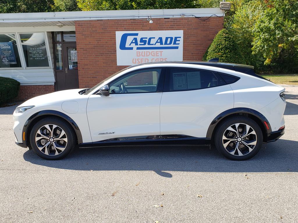 Used 2021 Ford Mustang Mach-E Premium AWD with VIN 3FMTK3SUXMMA26872 for sale in Cuyahoga Falls, OH