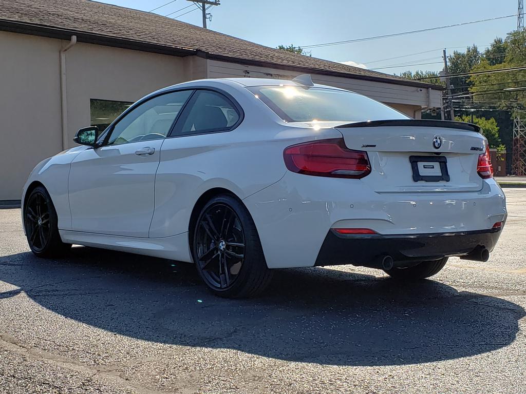 2018 Bmw M240i xDrive Coupe photo 2