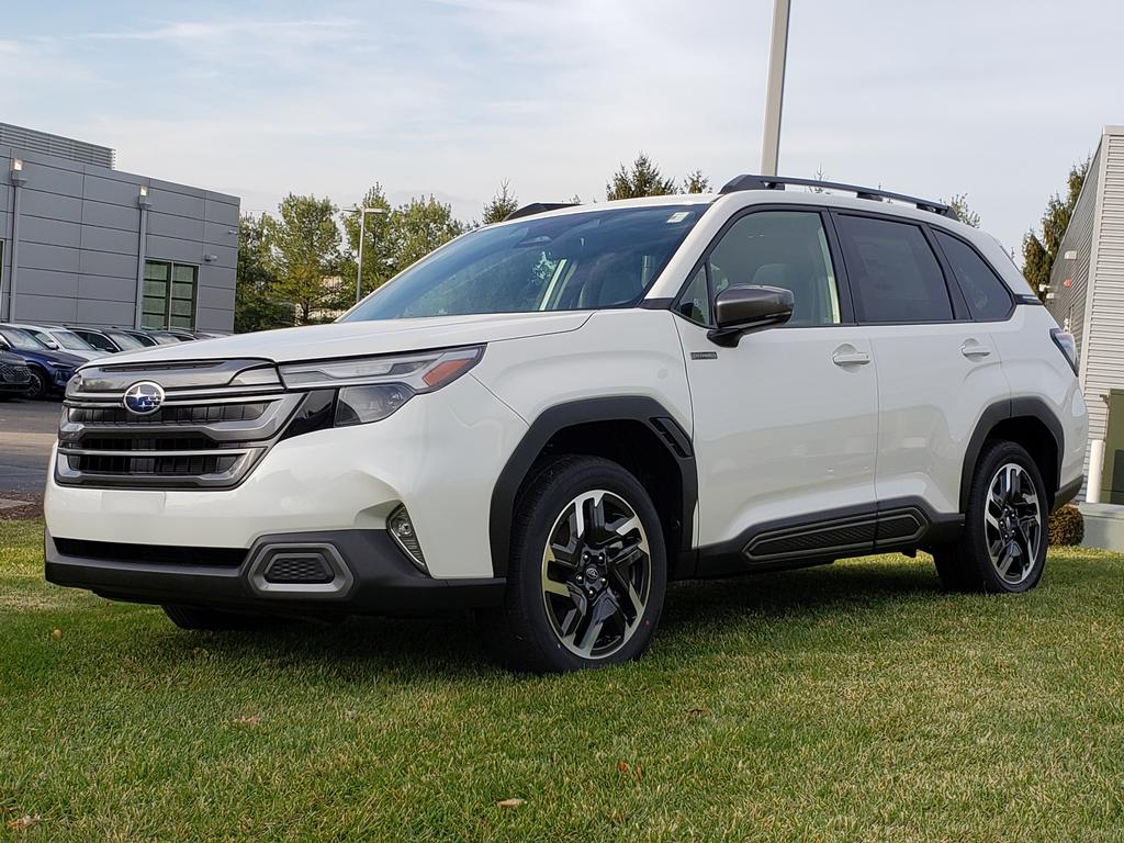 2025 Subaru Forester Limited's photo