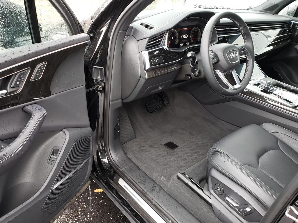 Used 2025 Audi Q7 Prestige 55 TFSI quattro SUV