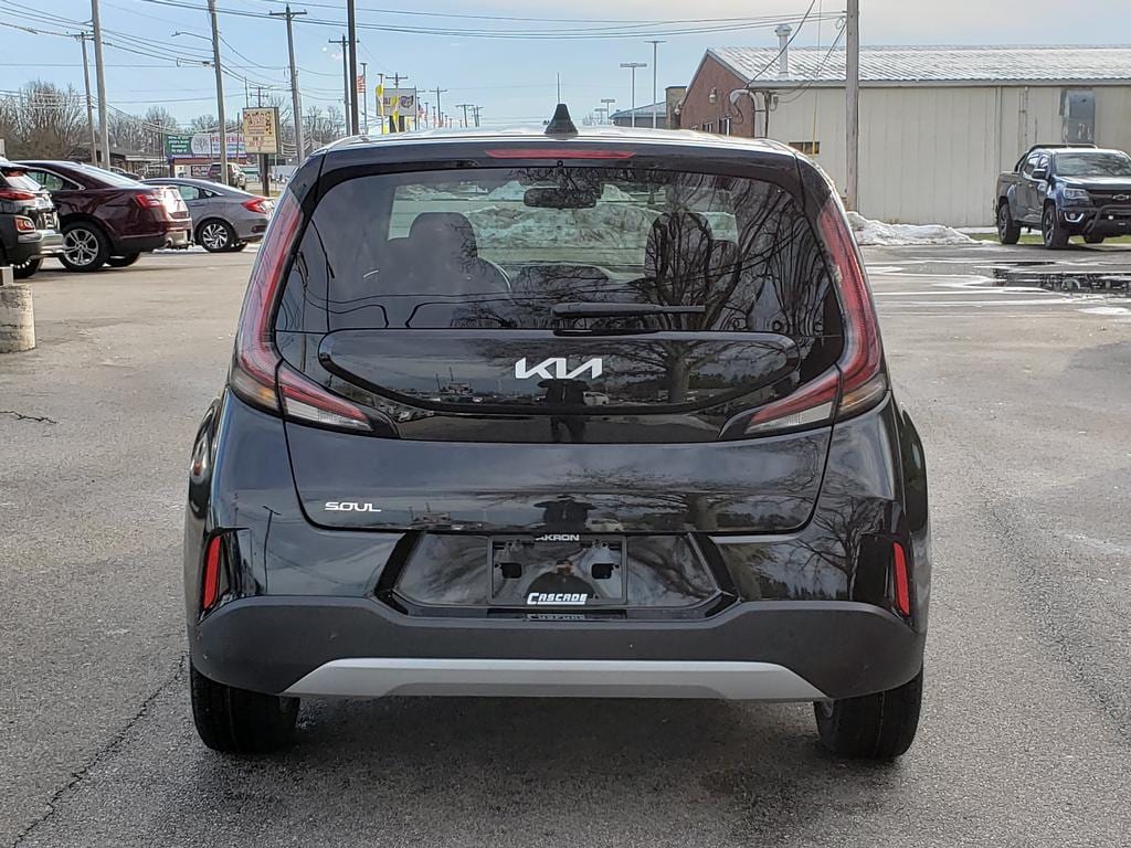 Used 2023 Kia Soul LX IVT SUV