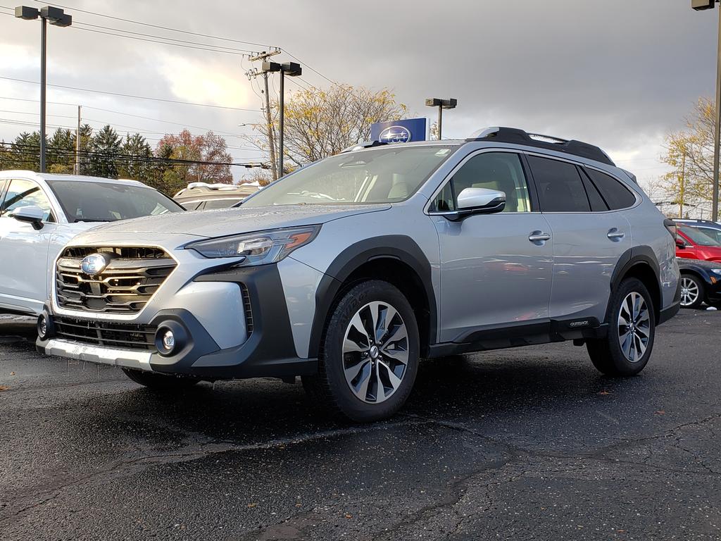 2025 Subaru Outback Touring's photo