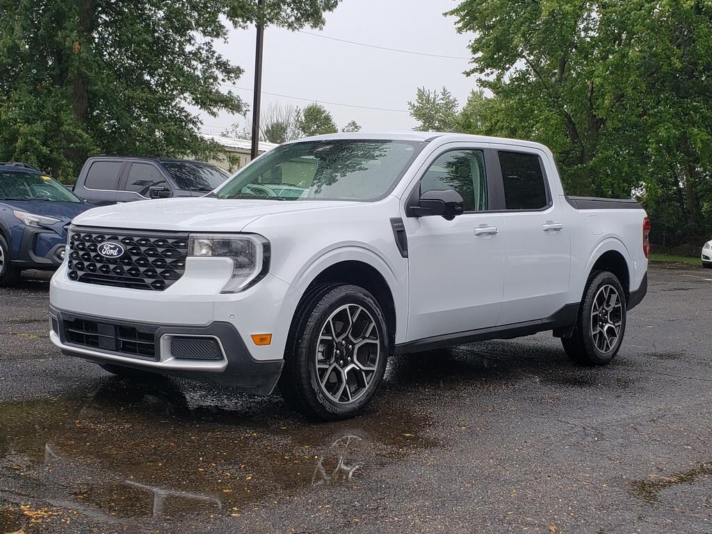 Used 2025 Ford Maverick LARIAT AWD SuperCrew Truck