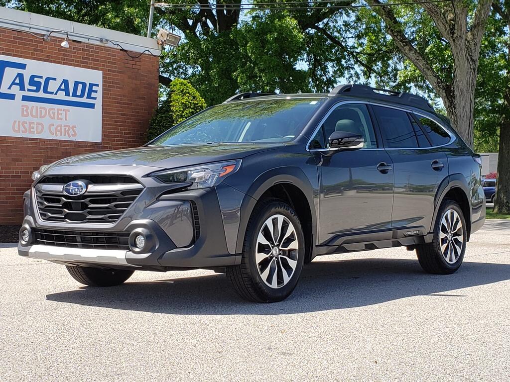 Used 2023 Subaru Outback Limited CVT SUV