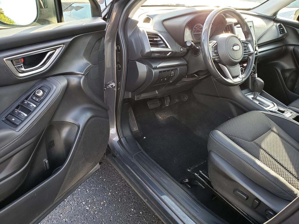 2020 Subaru Forester Premium photo 4