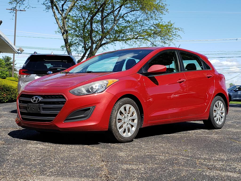 2016 Hyundai Elantra GT 2.0L 6-Speed A/T's photo