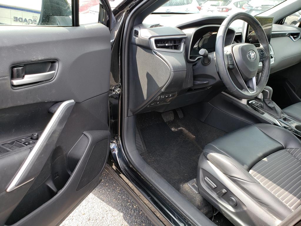 2023 Toyota Corolla Cross Hybrid XSE photo 4