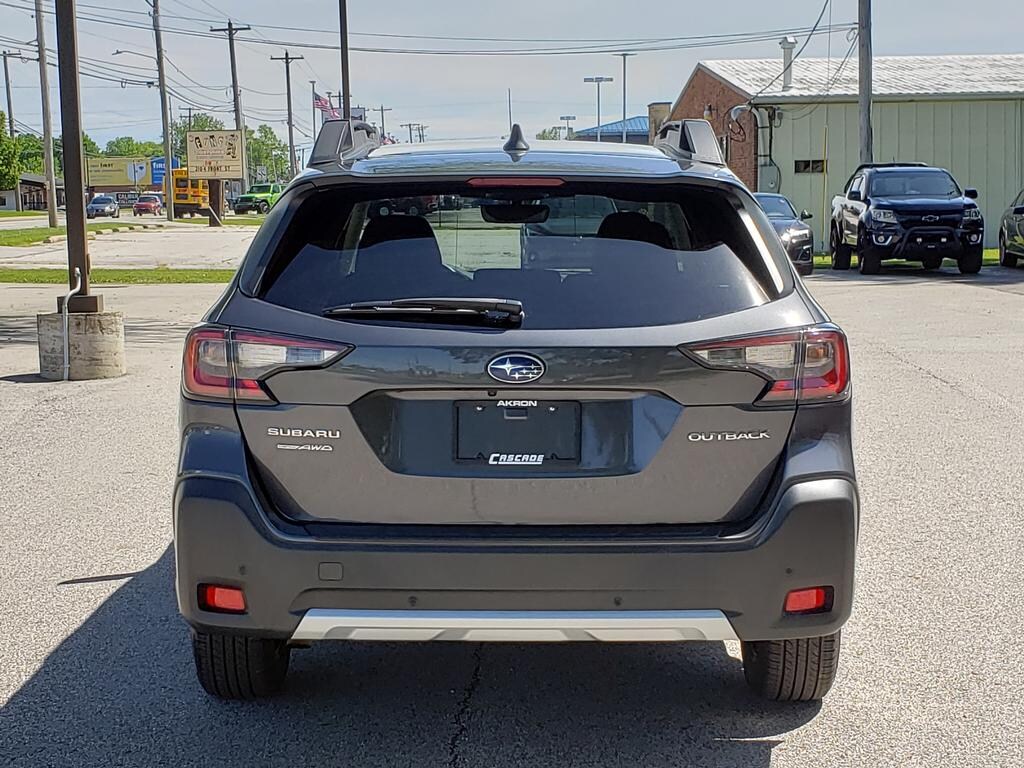 Used 2023 Subaru Outback Limited CVT SUV