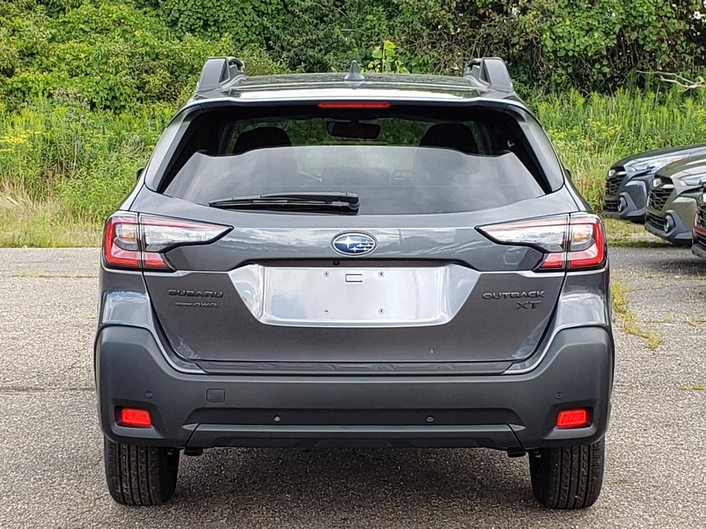 2025 Subaru Outback Onyx Edition XT photo 3