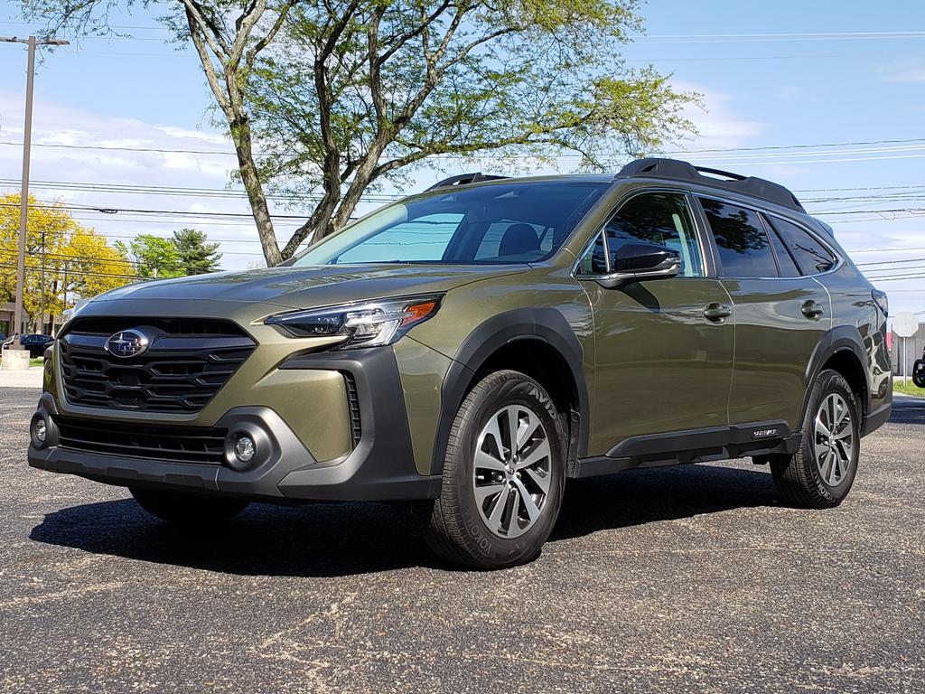 2024 Subaru Outback Premium's photo