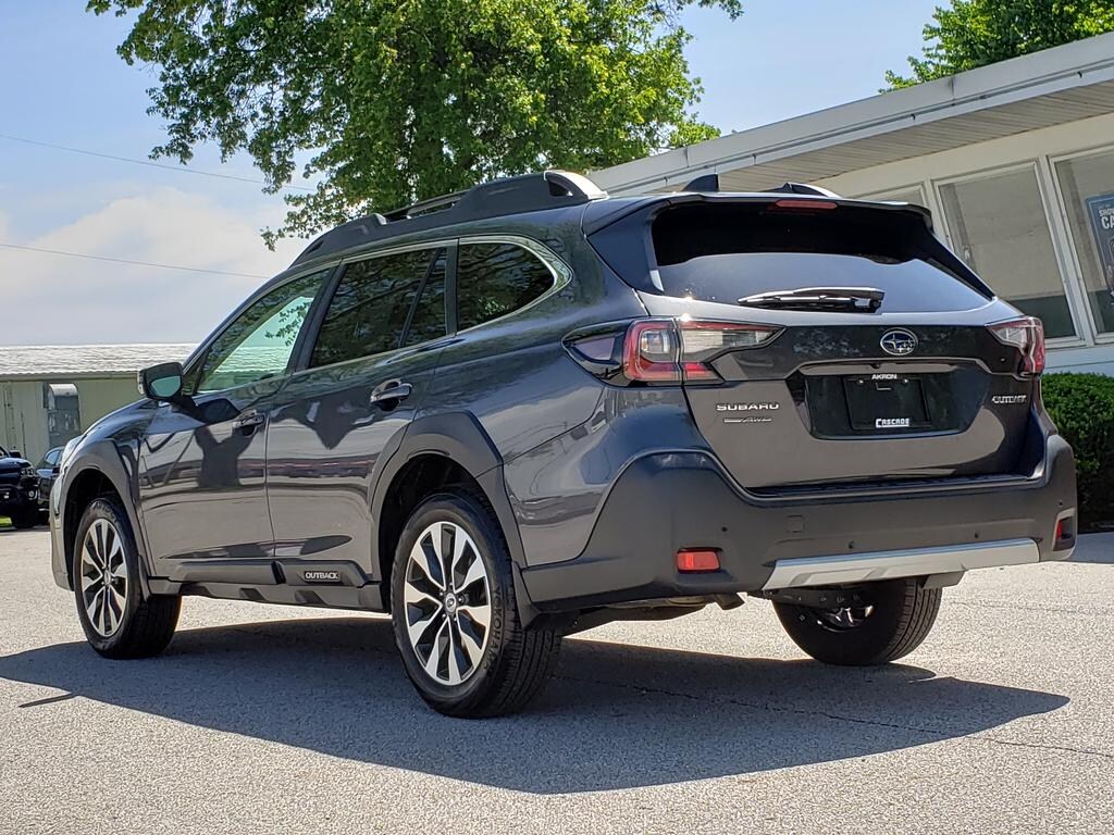 Used 2023 Subaru Outback Limited CVT SUV
