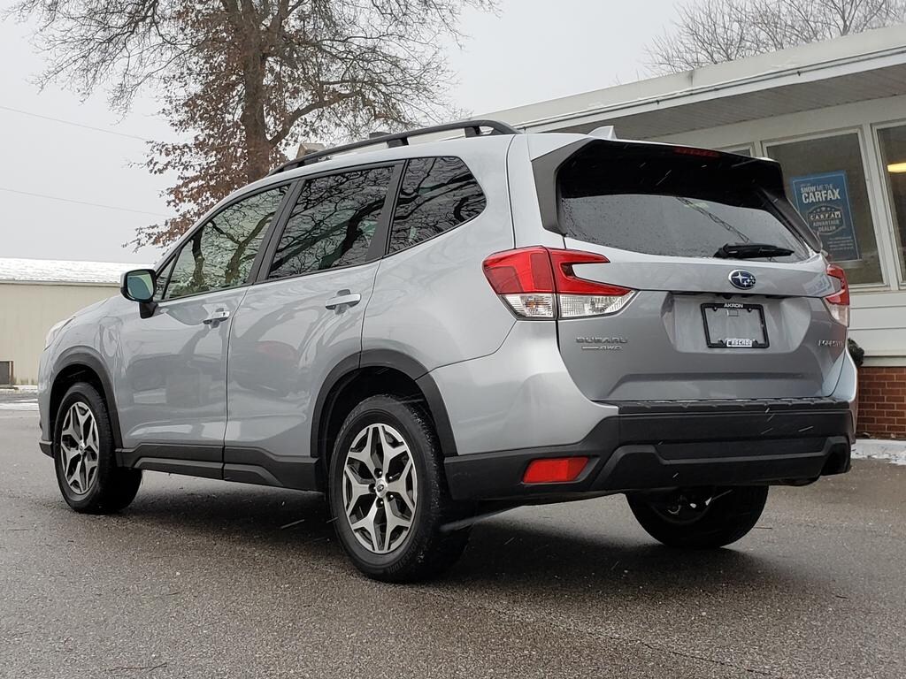 Used 2022 Subaru Forester Premium CVT SUV