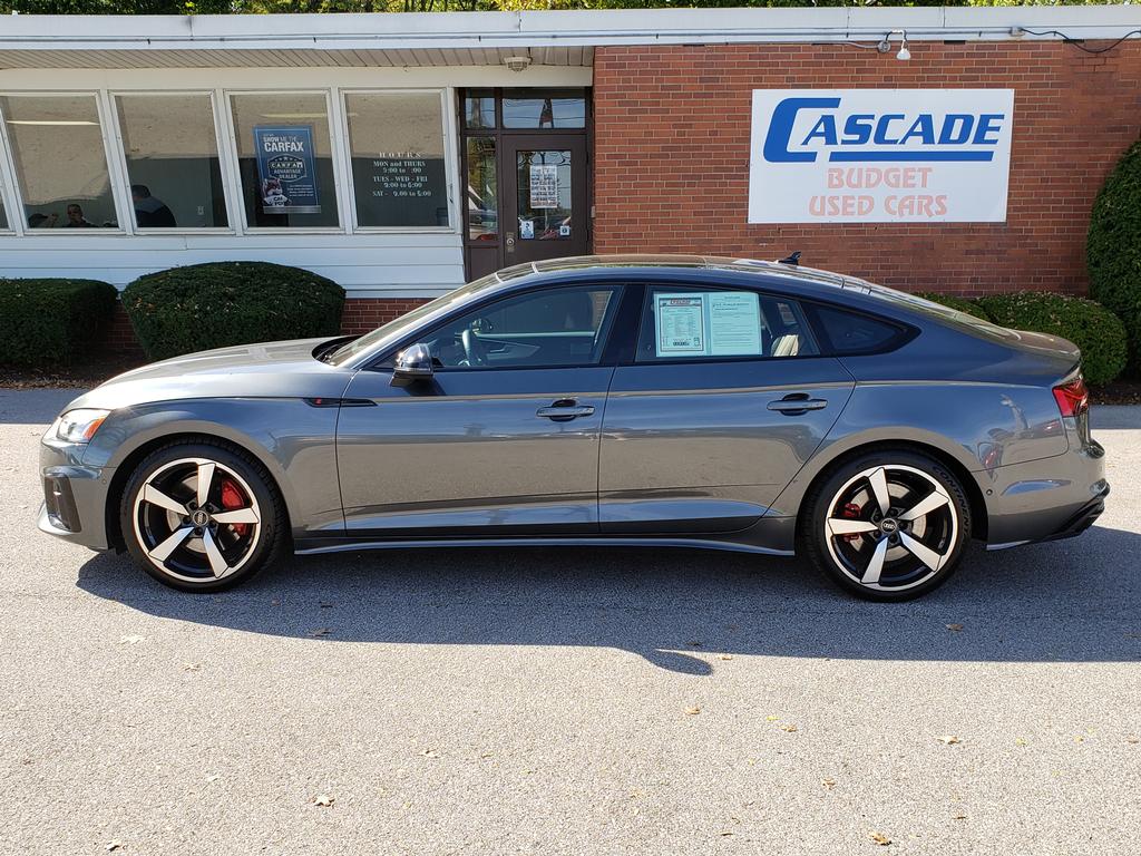 2022 Audi A5 S line Prestige 45 TFSI Quattro photo 2