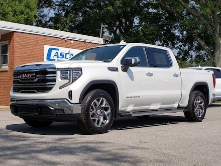 Featured Used 2022 GMC Sierra 1500 4WD Crew Cab 147 SLT Truck for Sale near Hudson, OH