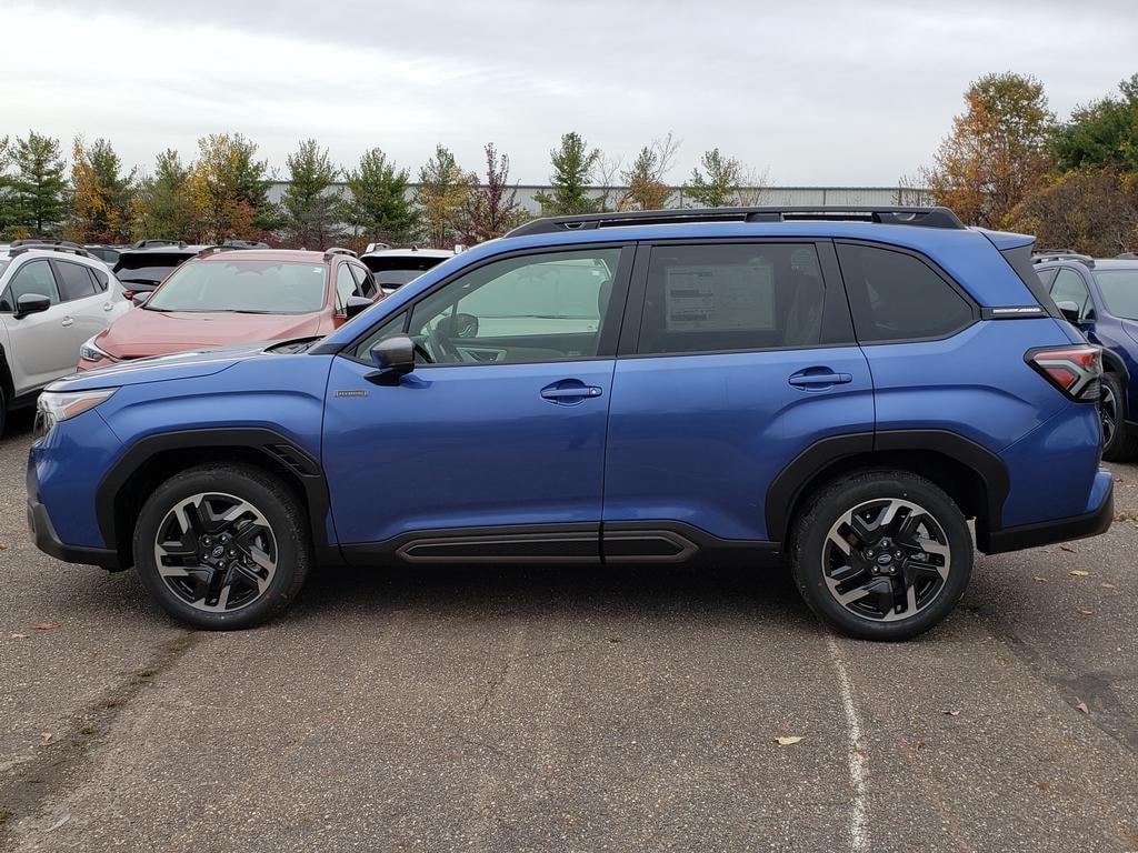 New 2025 Subaru Forester Hybrid Limited SUV