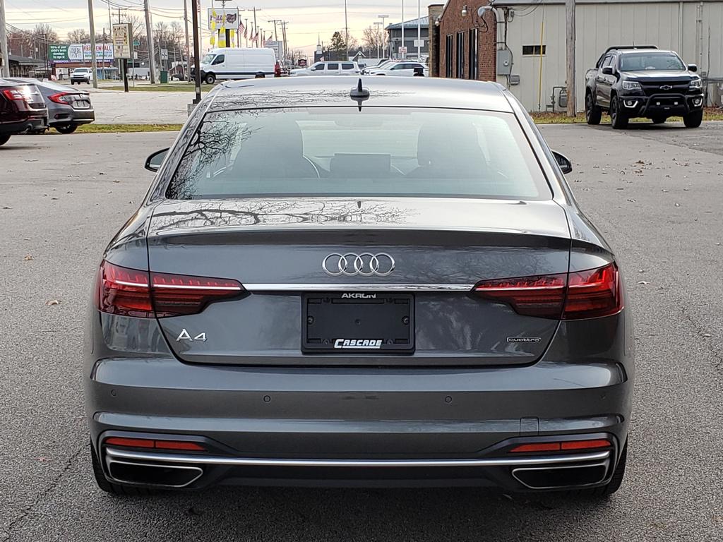 2020 Audi A4 Premium Plus 45 TFSI Quattro photo 3