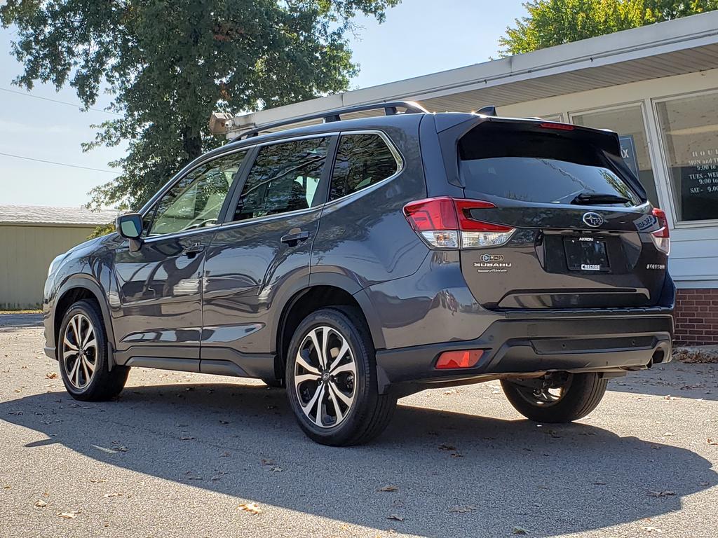 2022 Subaru Forester Limited photo 3
