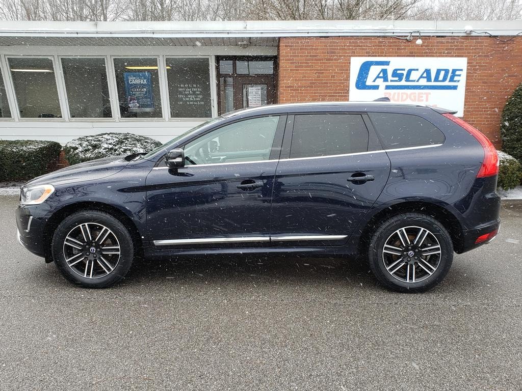 Used 2017 Volvo XC60 T5 AWD Dynamic SUV
