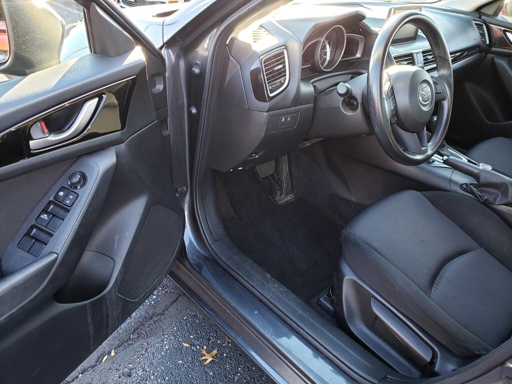 Used 2016 Mazda Mazda3 Sdn Auto i Sport Sedan