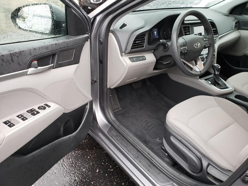 Used 2020 Hyundai Elantra SE IVT Sedan