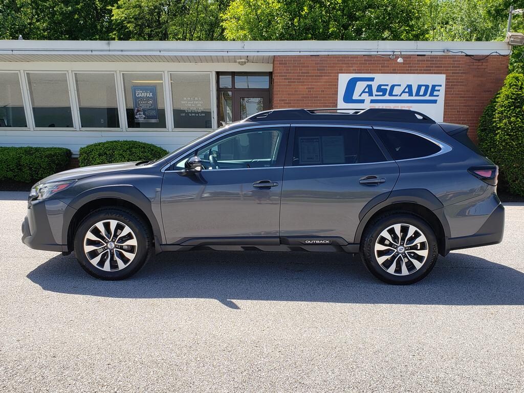 Used 2023 Subaru Outback Limited CVT SUV