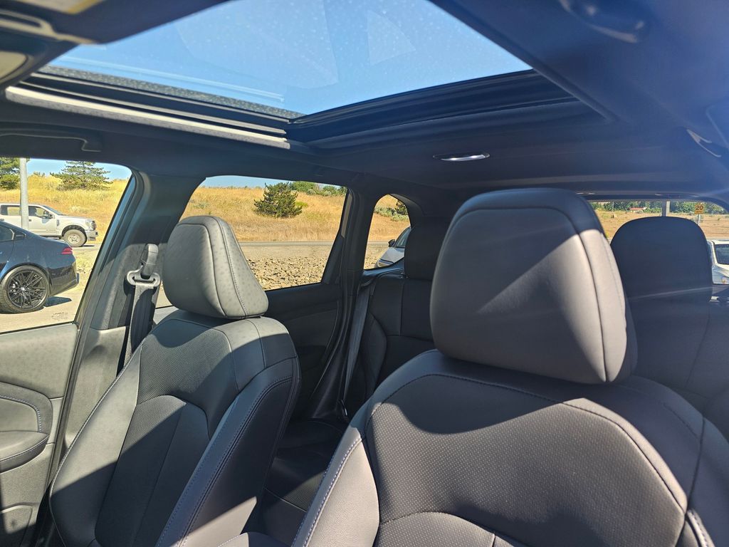 2025 Subaru Forester Limited - Photo 17