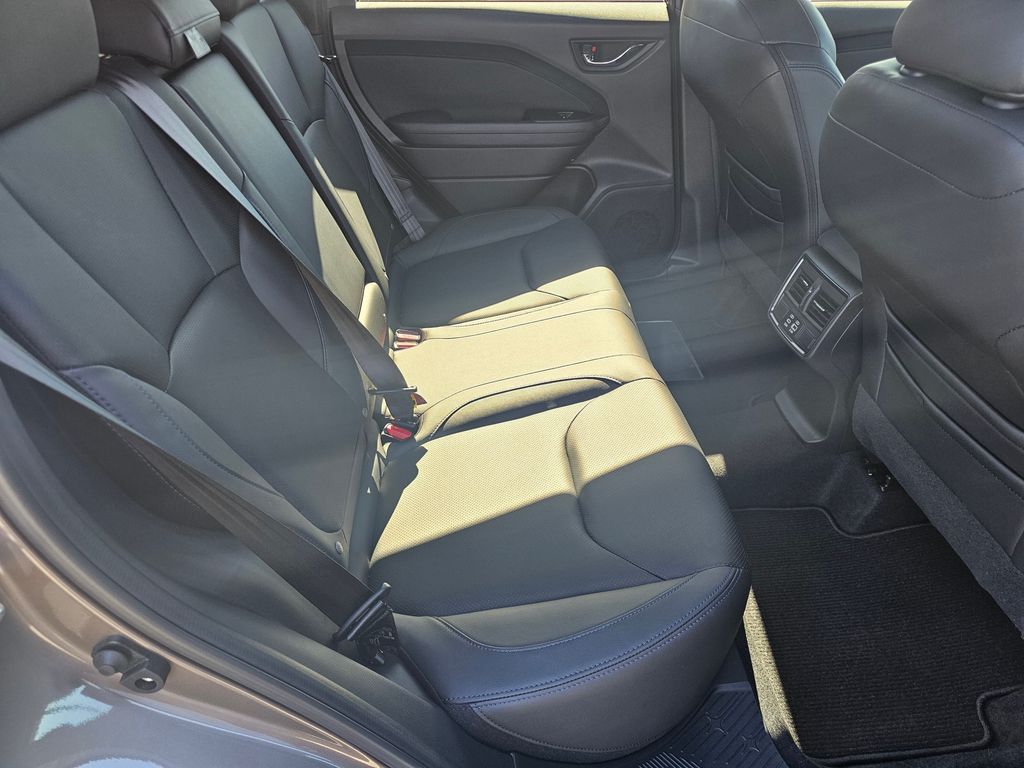 2025 Subaru Forester Limited - Photo 13