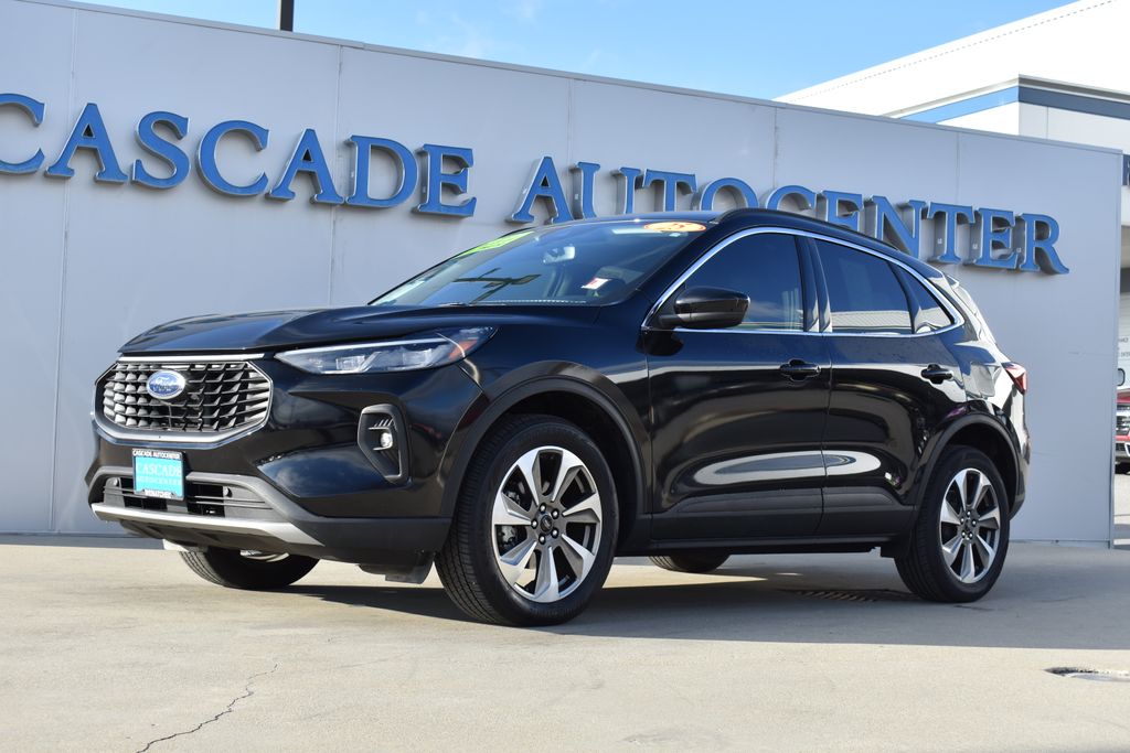 2025 Ford Escape Base's photo