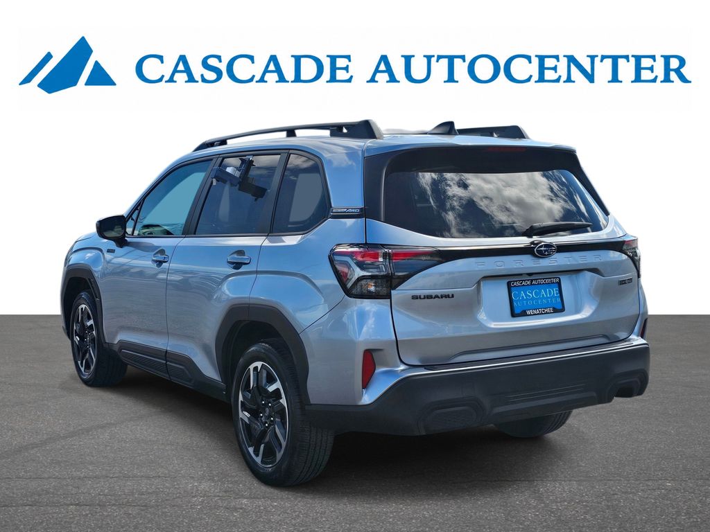 2026 Subaru Forester Premium - Photo 5