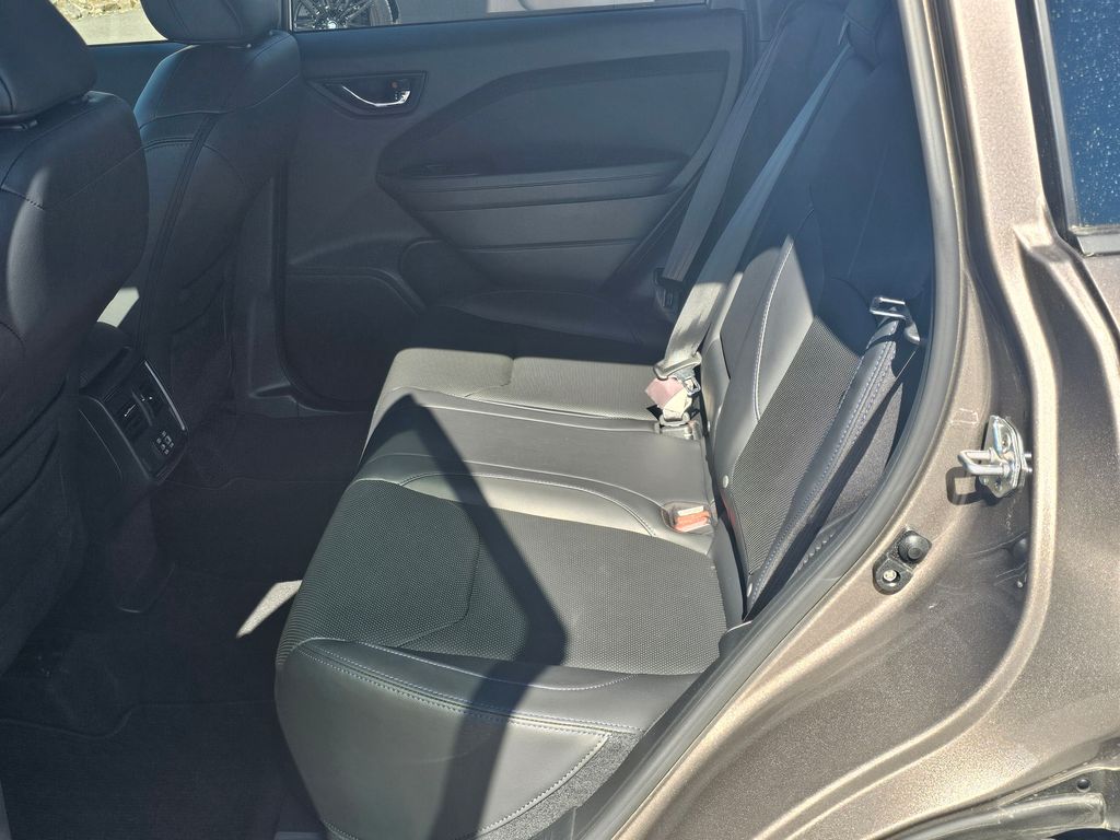 2025 Subaru Forester Limited - Photo 14