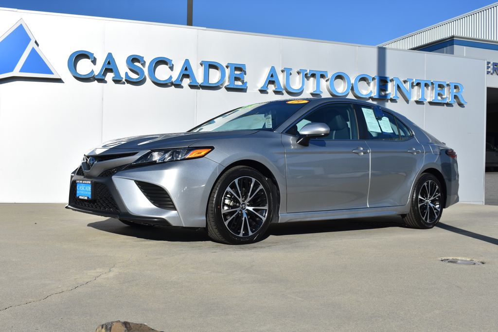 2019 Toyota Camry SE