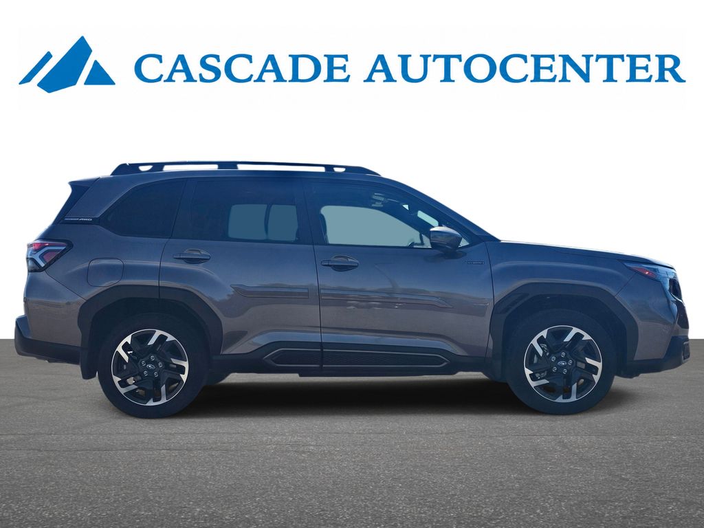 2025 Subaru Forester Limited - Photo 6