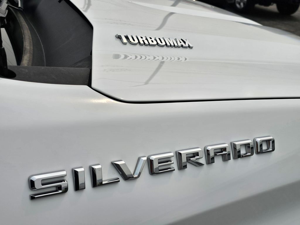 2025 Chevrolet Silverado 1500 LT - Photo 22