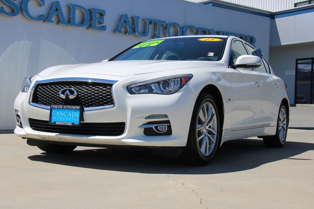 Used 2015 INFINITI Q50 Premium with VIN JN1BV7AR8FM422893 for sale in Wenatchee, WA